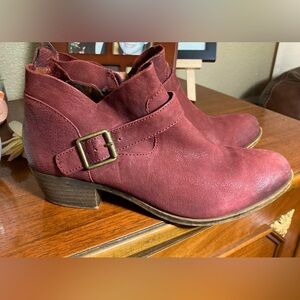 Lucky Brand Women's Basel Ankle Bootie